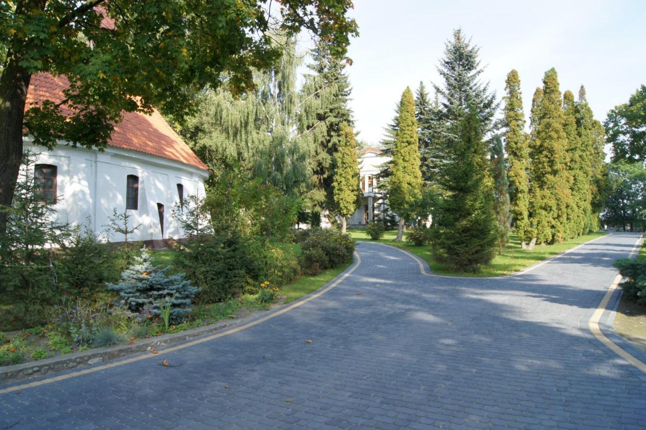Palac Victoria Mgowo Buitenkant foto
