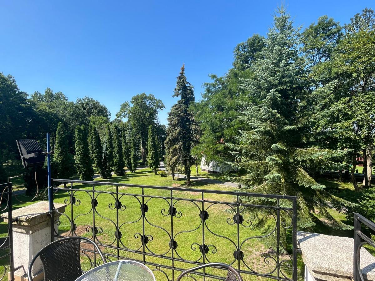 Palac Victoria Mgowo Buitenkant foto