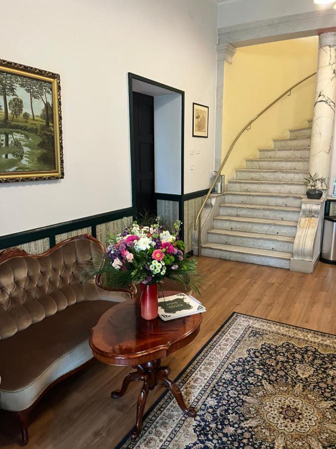 Palac Victoria Mgowo Buitenkant foto