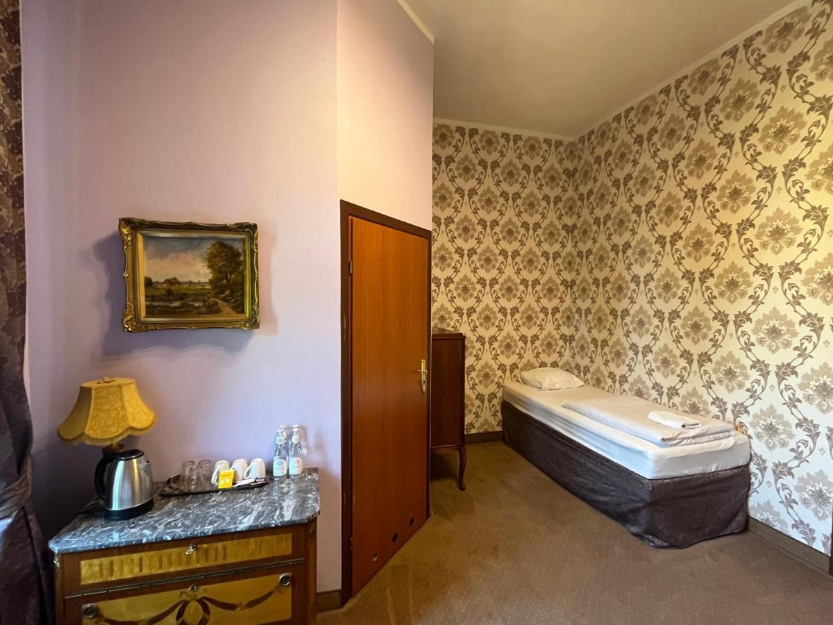 Palac Victoria Mgowo Buitenkant foto